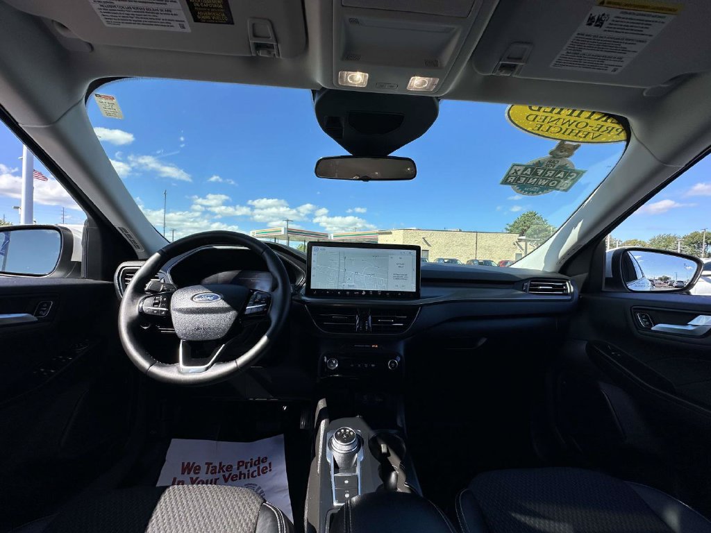 Certified 2023 Ford Escape SE FWD image 13