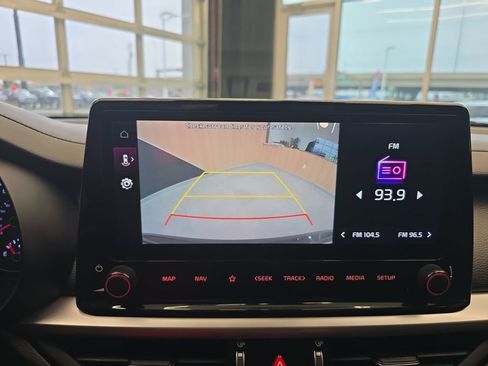 Used 2023 Kia Forte GT-Line image 28