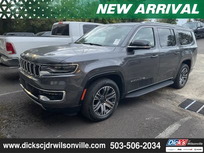 Used 2024 Jeep Wagoneer L Series II w/ Flexible Seating Group