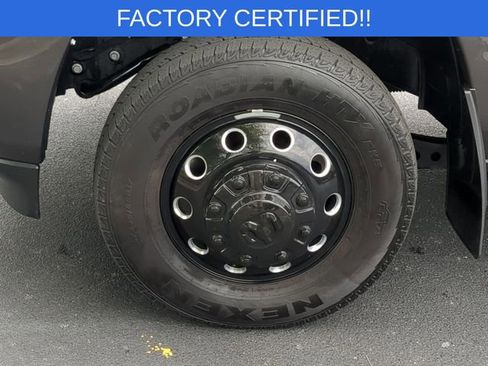 Certified 2025 RAM 3500 Laramie AWD/4WD image 10