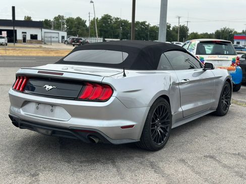 Used 2020 Ford Mustang Premium RWD image 11