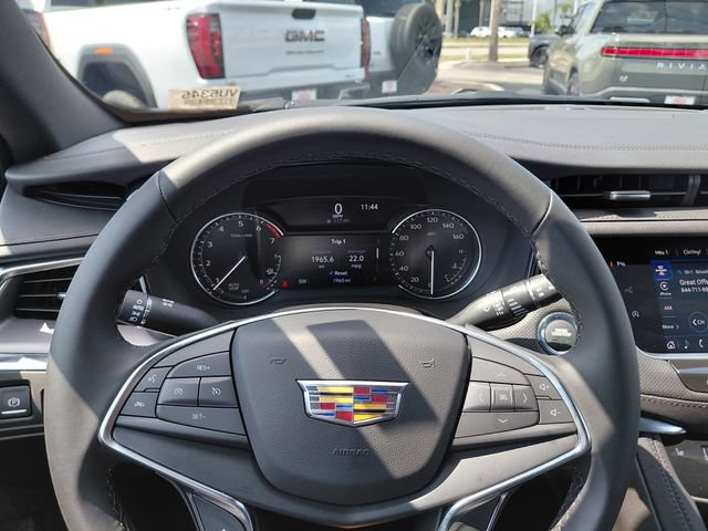 Certified 2026 Cadillac XT5 Luxury FWD image 22