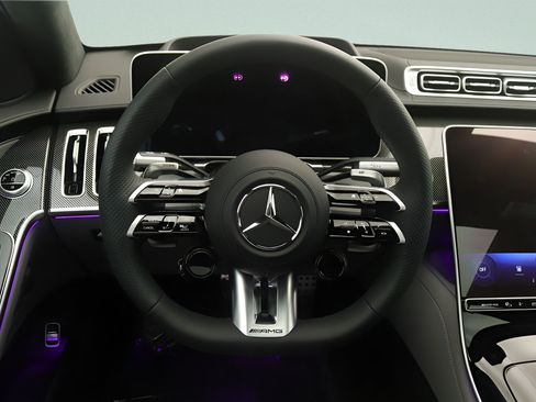 Used 2025 Mercedes-Benz S 63 AMG S image 8