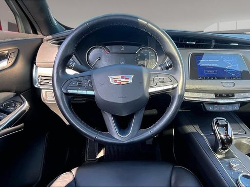Certified 2023 Cadillac XT4 Premium Luxury w/ Cold Weather Package AWD/4WD image 5