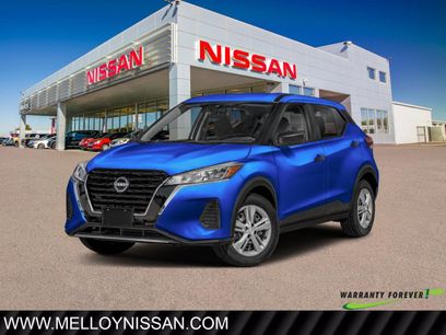 New 2025 Nissan Kicks Play S