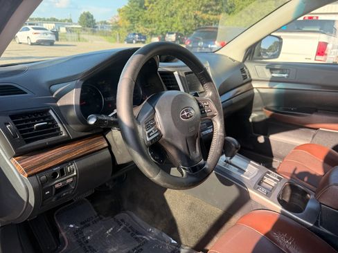 Used 2014 Subaru Outback 2.5i Limited AWD/4WD image 17