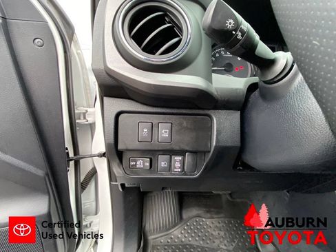 Certified 2020 Toyota Tacoma TRD Off-Road w/ TRD Premium Off Road Package AWD/4WD image 37