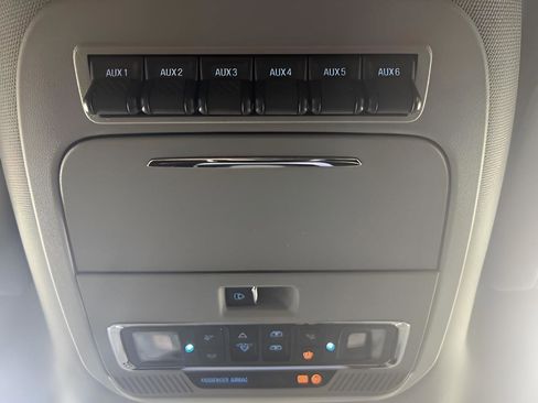 New 2025 Ford F350 Lariat w/ Lariat Ultimate Package image 57