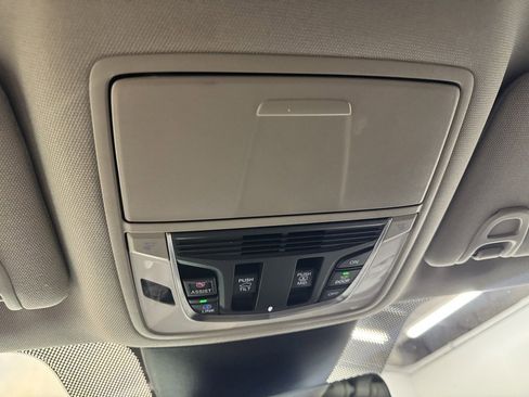 Used 2024 Acura MDX Technology SH-AWD image 33