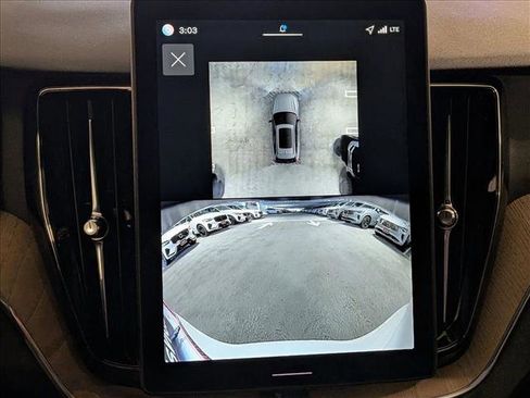 New 2026 Volvo XC60 B5 Plus w/ Climate Package image 15