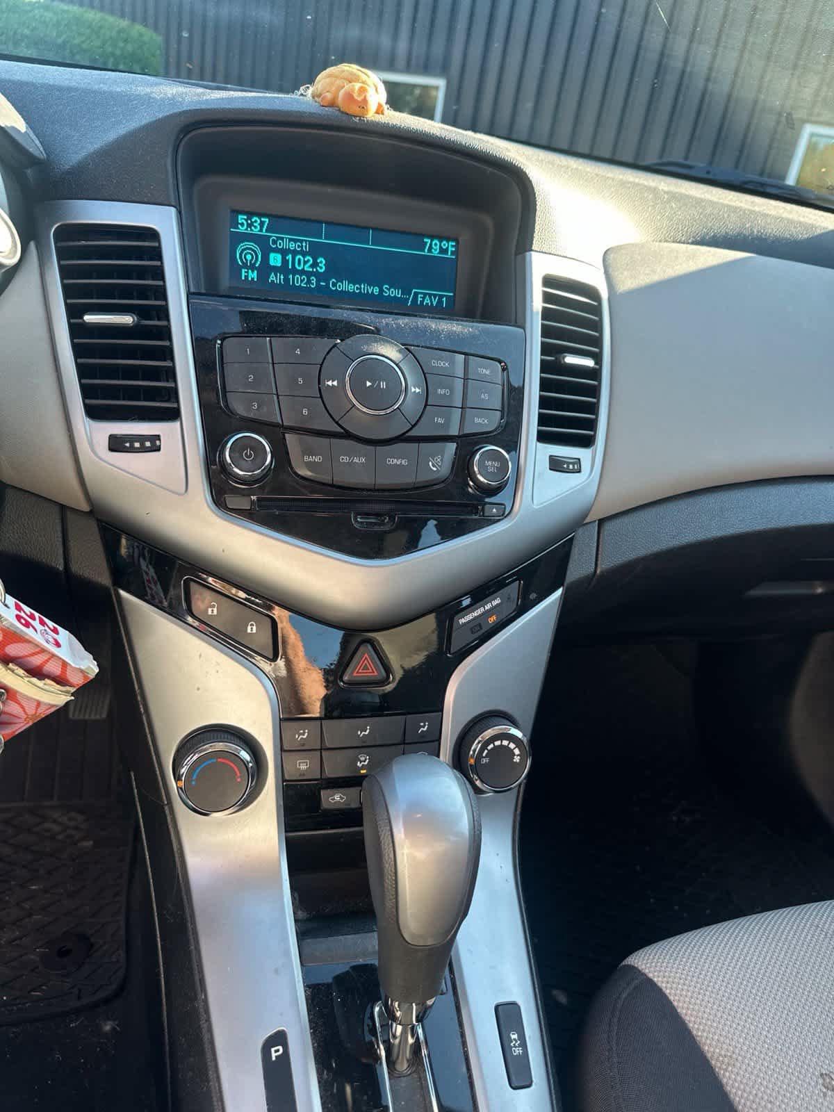 Used 2013 Chevrolet Cruze LS FWD image 6