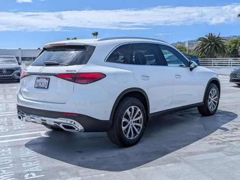 Used 2026 Mercedes-Benz GLC 300 4MATIC image 5