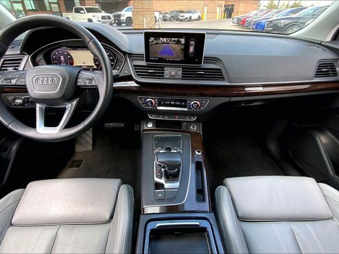 Used 2018 Audi Q5 2.0T Premium Plus w/ Premium Plus Package image 16