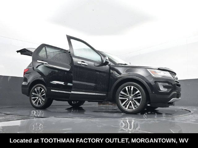 Used 2017 Ford Explorer Platinum AWD/4WD image 38