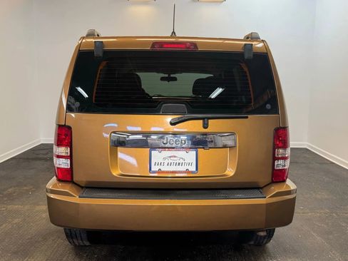 Used 2011 Jeep Liberty 70th Anniversary image 5