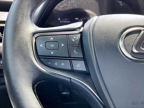 Used 2019 Lexus UX 200 w/ Accessory Package 2 FWD image 22
