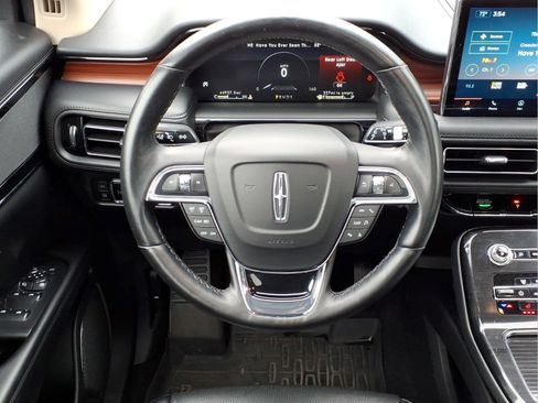 Used 2023 Lincoln Nautilus Reserve w/ Monochromatic Package AWD/4WD image 10