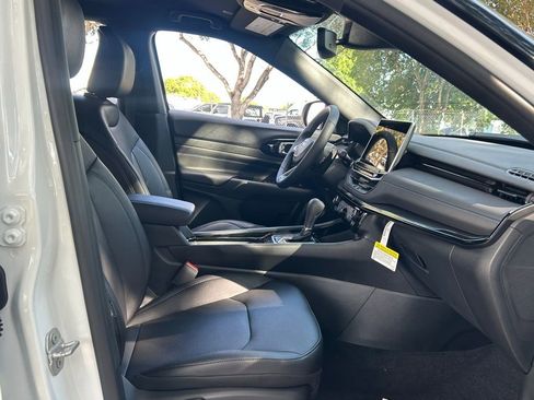 New 2026 Jeep Compass Limited image 28