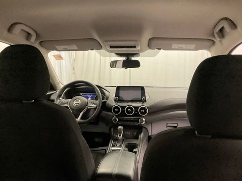 Used 2024 Nissan Sentra SV image 27