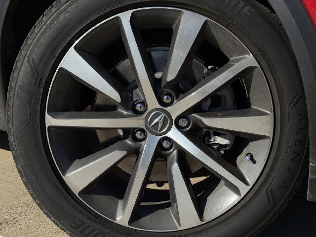 Used 2025 Acura MDX w/ Technology Package FWD image 9