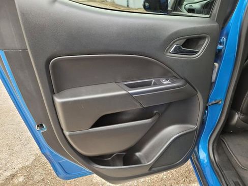 Used 2022 Chevrolet Colorado LT w/ Luxury Package image 14