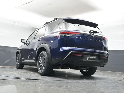 New 2026 Nissan Pathfinder SV image 29
