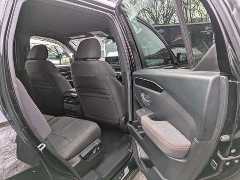 Used 2021 Audi A8 L 3.0T w/ Executive Plus Package image 8