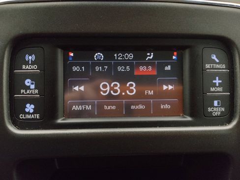 Used 2018 Dodge Journey SE w/ Popular Equipment Group image 25