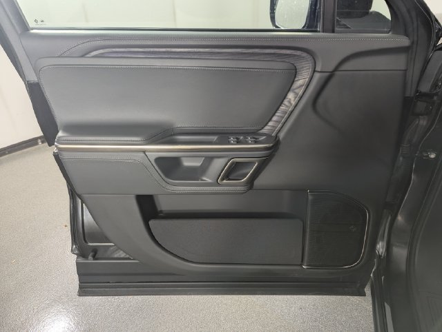 Used 2023 Rivian R1T Adventure Dual AWD/4WD image 9