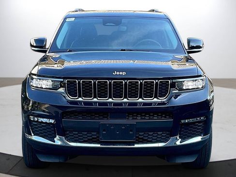 Certified 2023 Jeep Grand Cherokee L Limited AWD/4WD image 3