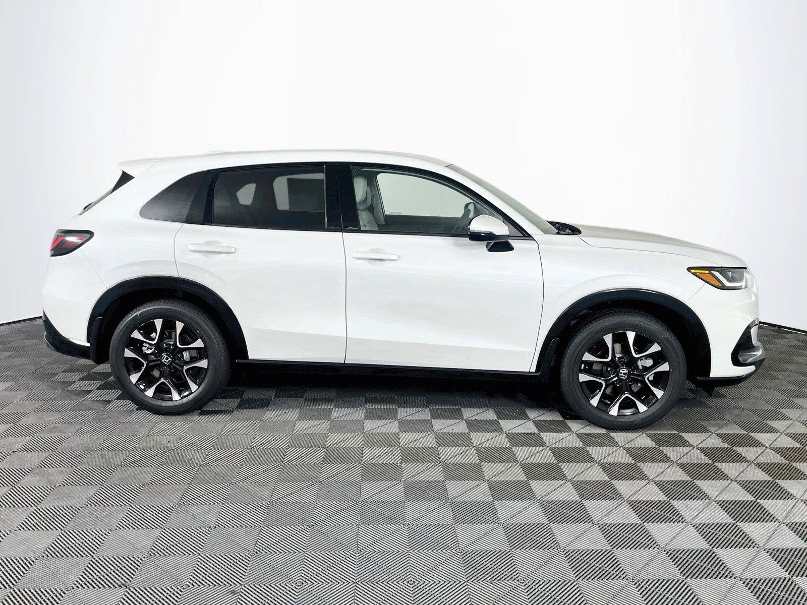 New 2027 Honda HR-V EX-L image 9