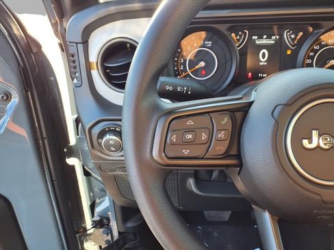 New 2026 Jeep Gladiator Sport image 10