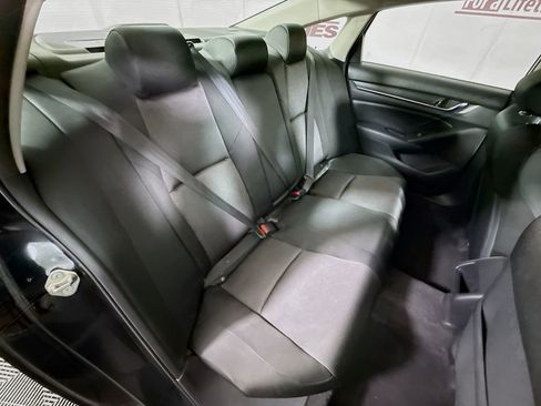 Used 2018 Honda Accord LX image 27