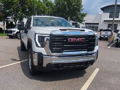 New 2025 GMC Sierra 2500 Pro w/ Convenience Package image 2