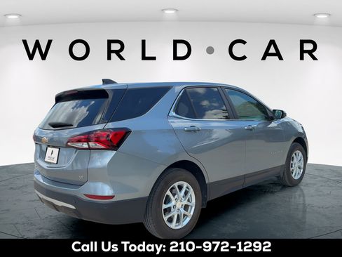 Used 2024 Chevrolet Equinox LT FWD image 4