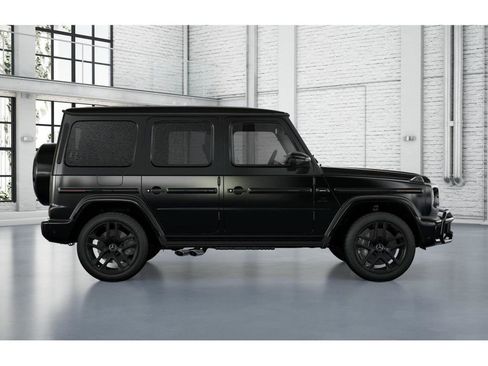 New 2025 Mercedes-Benz G 63 AMG 4MATIC image 2
