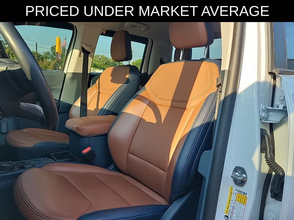 Certified 2024 Ford Maverick Lariat w/ 4K Tow Package AWD/4WD image 16