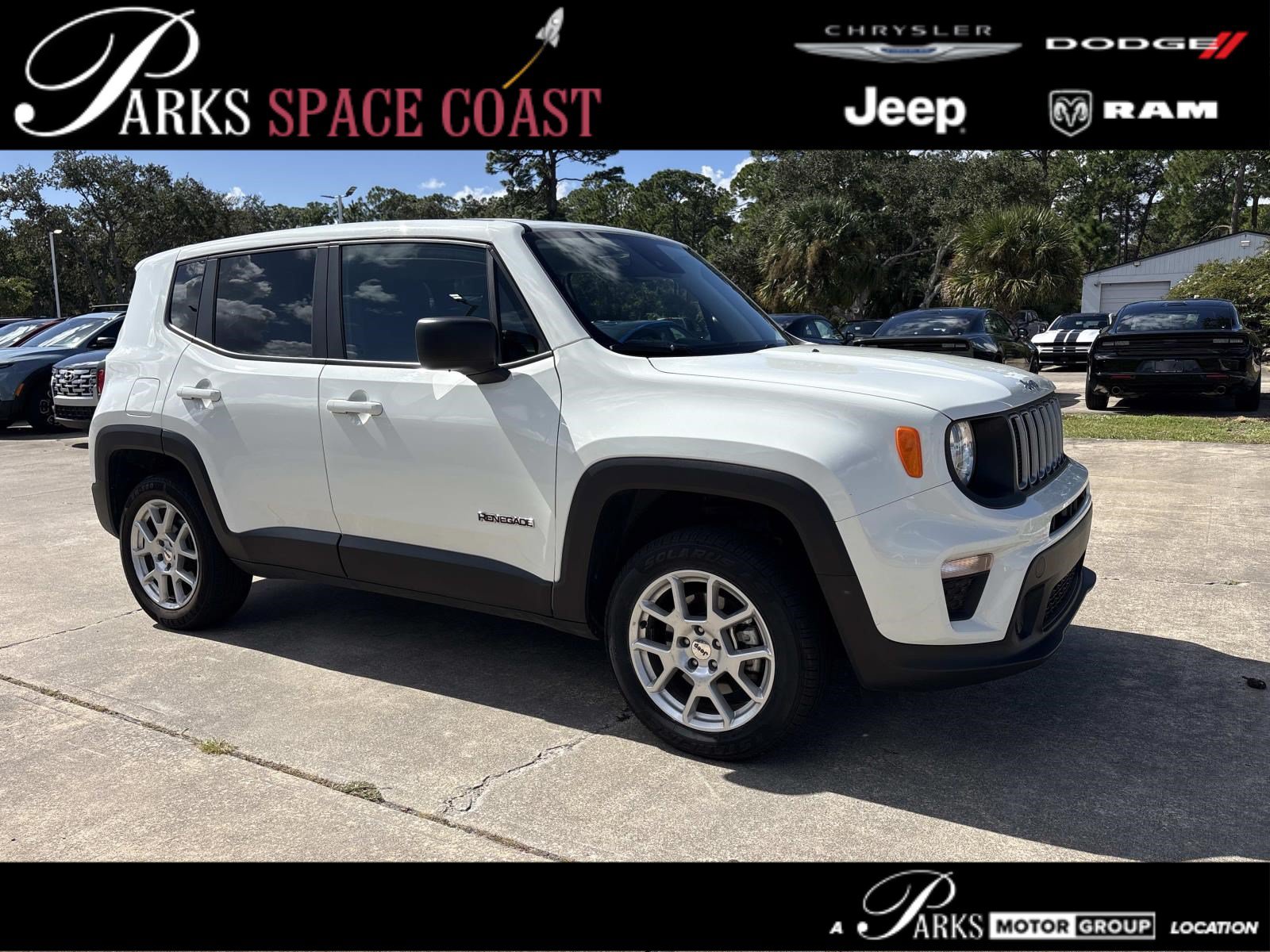 Certified 2023 Jeep Renegade Latitude AWD/4WD image 1