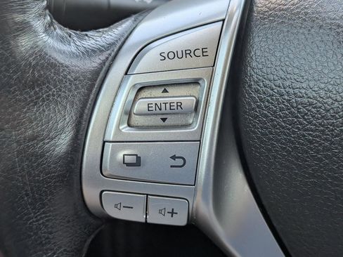 Used 2016 Nissan Altima 2.5 SL w/ 2.5 Technology w/LED Package FWD image 12