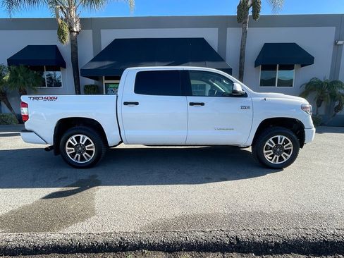 Used 2018 Toyota Tundra SR5 image 4