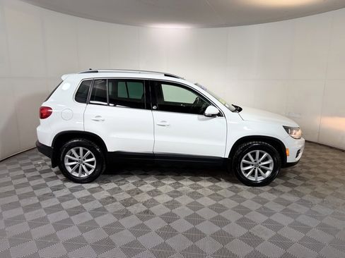 Used 2017 Volkswagen Tiguan Wolfsburg Edition image 9