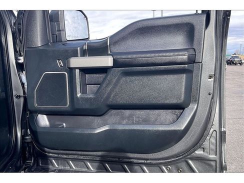 Used 2019 Ford F150 Raptor w/ Equipment Group 802A Luxury image 26