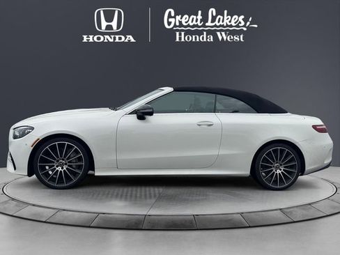 Used 2021 Mercedes-Benz E 450 4MATIC Cabriolet image 2