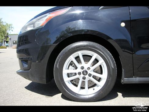 Used 2019 Ford Transit Connect XLT FWD image 10