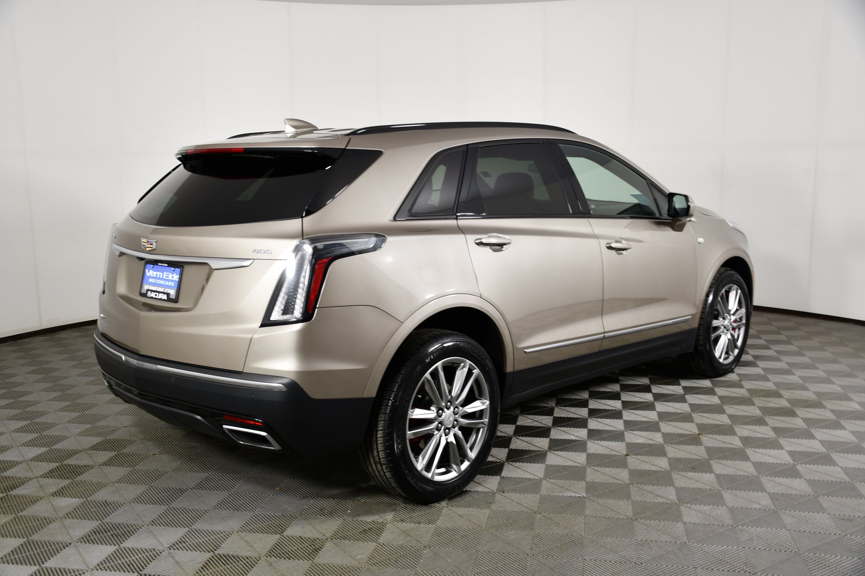 Used 2023 Cadillac XT5 Sportv AWD/4WD image 6