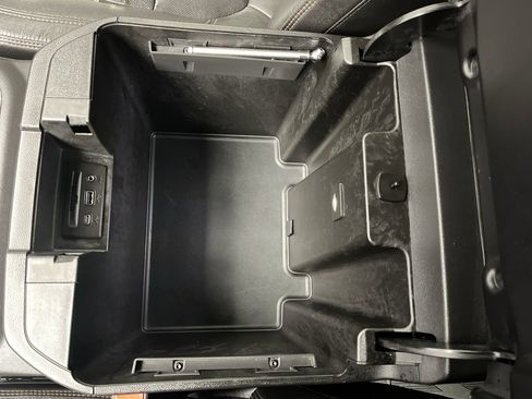 Used 2019 GMC Sierra 1500 AT4 image 26