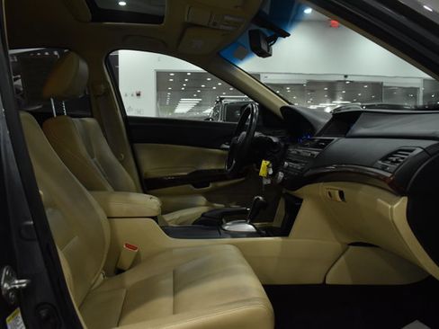 Used 2012 Honda Crosstour EX-L image 13