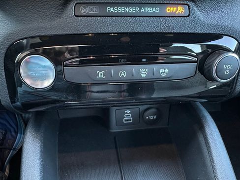 New 2025 Ford Escape ST-Line w/ Tech Pack #1 image 18