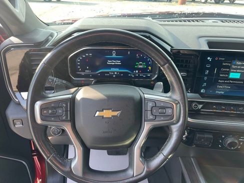 Used 2023 Chevrolet Silverado 1500 LTZ AWD/4WD image 10