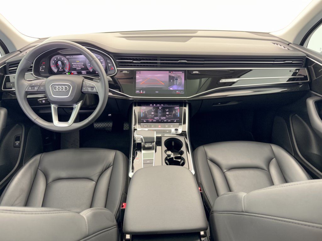 Used 2023 Audi Q7 2.0T Premium w/ Convenience Package AWD/4WD image 17